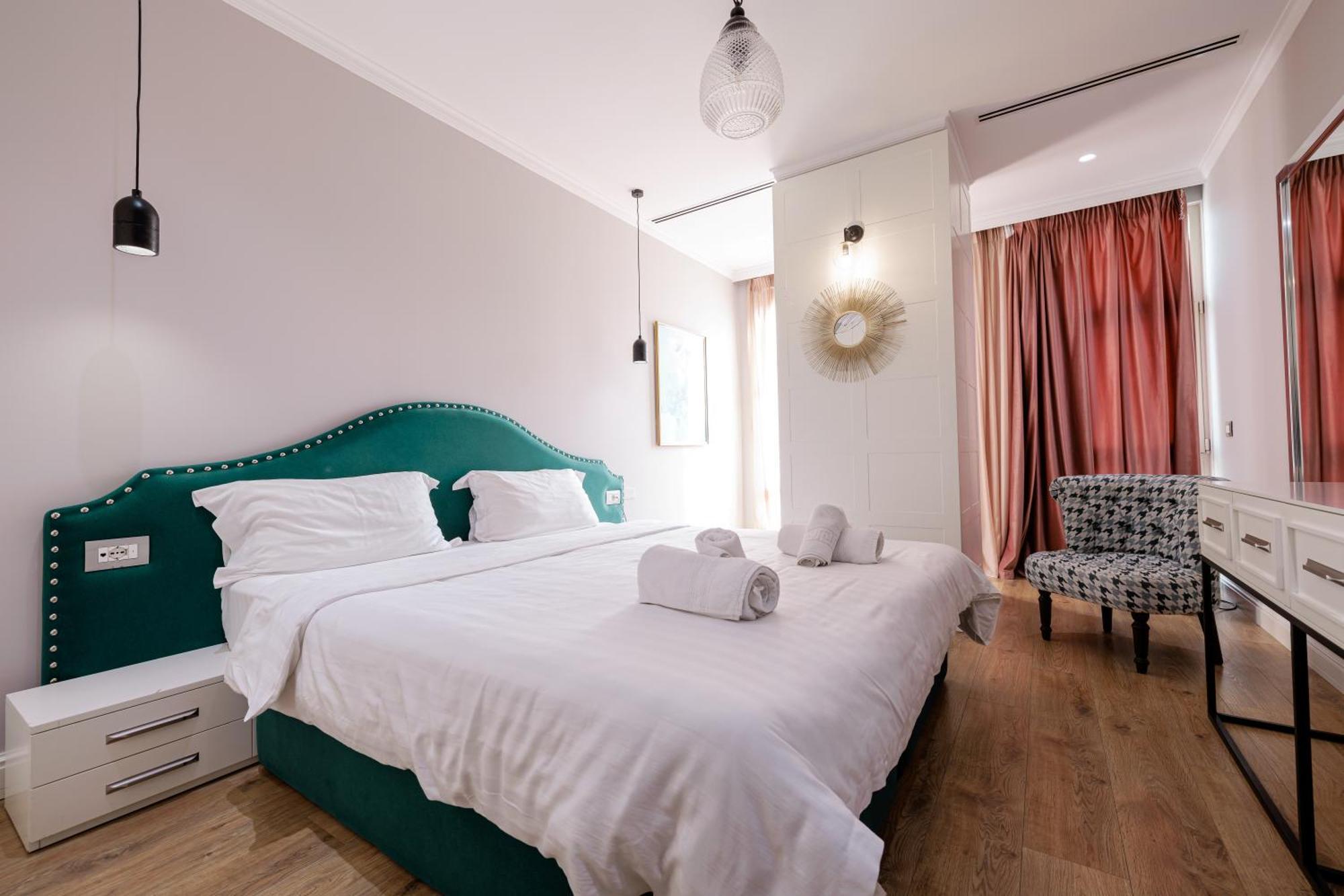 Boutique Hotel Whisky Tiranë Luaran gambar