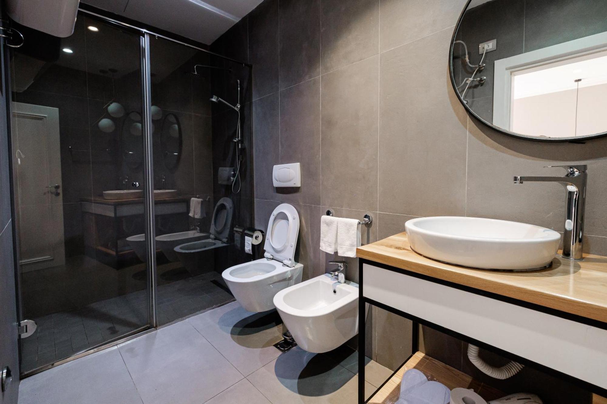 Boutique Hotel Whisky Tiranë Luaran gambar