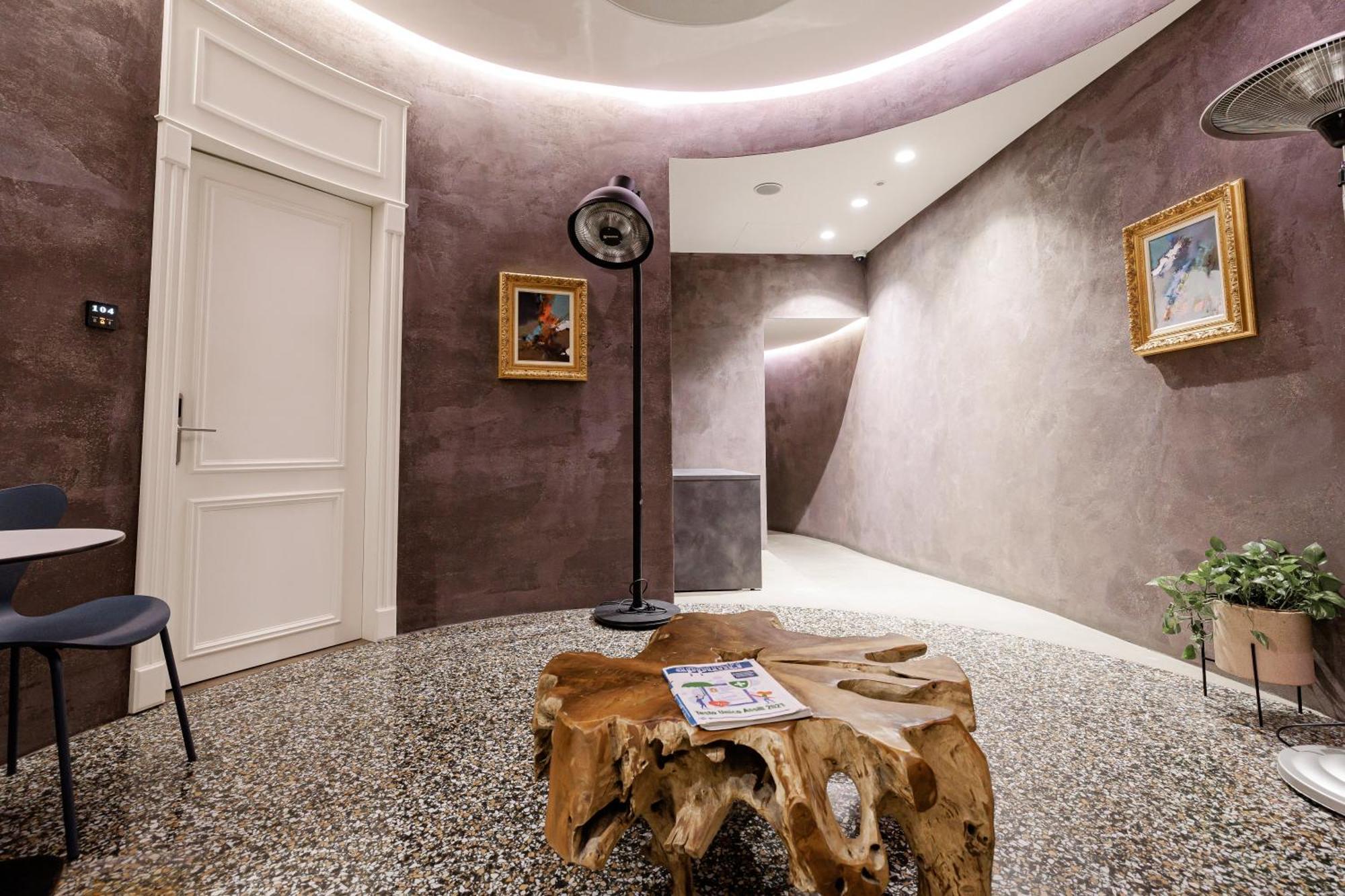 Boutique Hotel Whisky Tiranë Luaran gambar