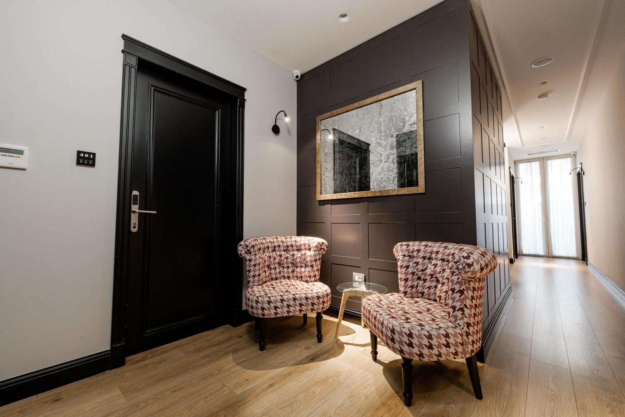Boutique Hotel Whisky Tiranë Luaran gambar