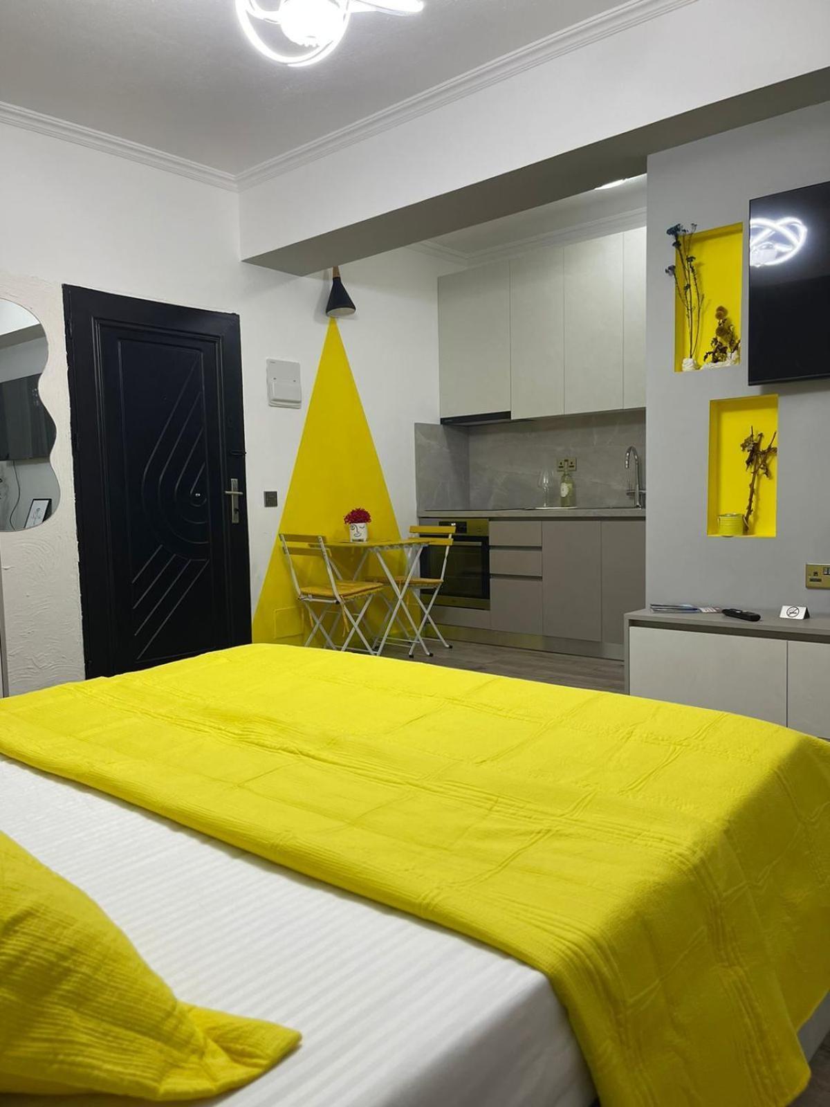 Boutique Hotel Whisky Tiranë Luaran gambar