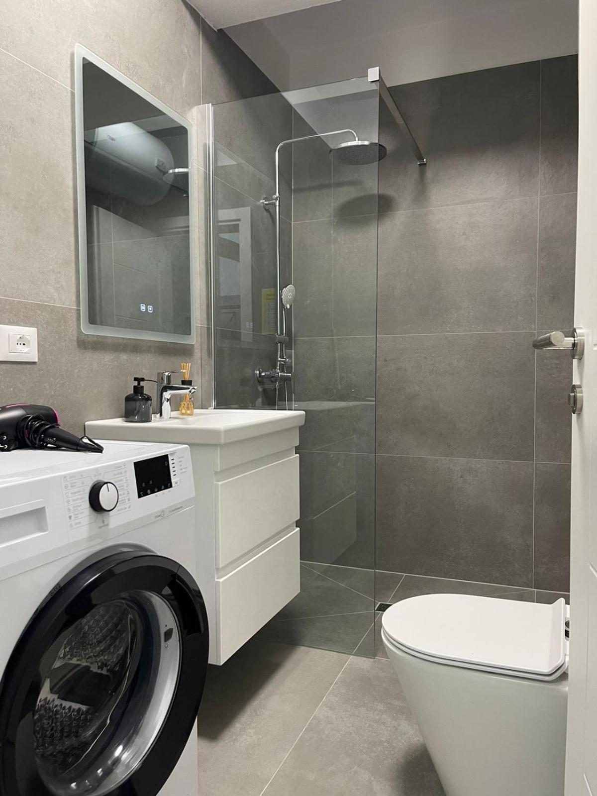 Boutique Hotel Whisky Tiranë Luaran gambar
